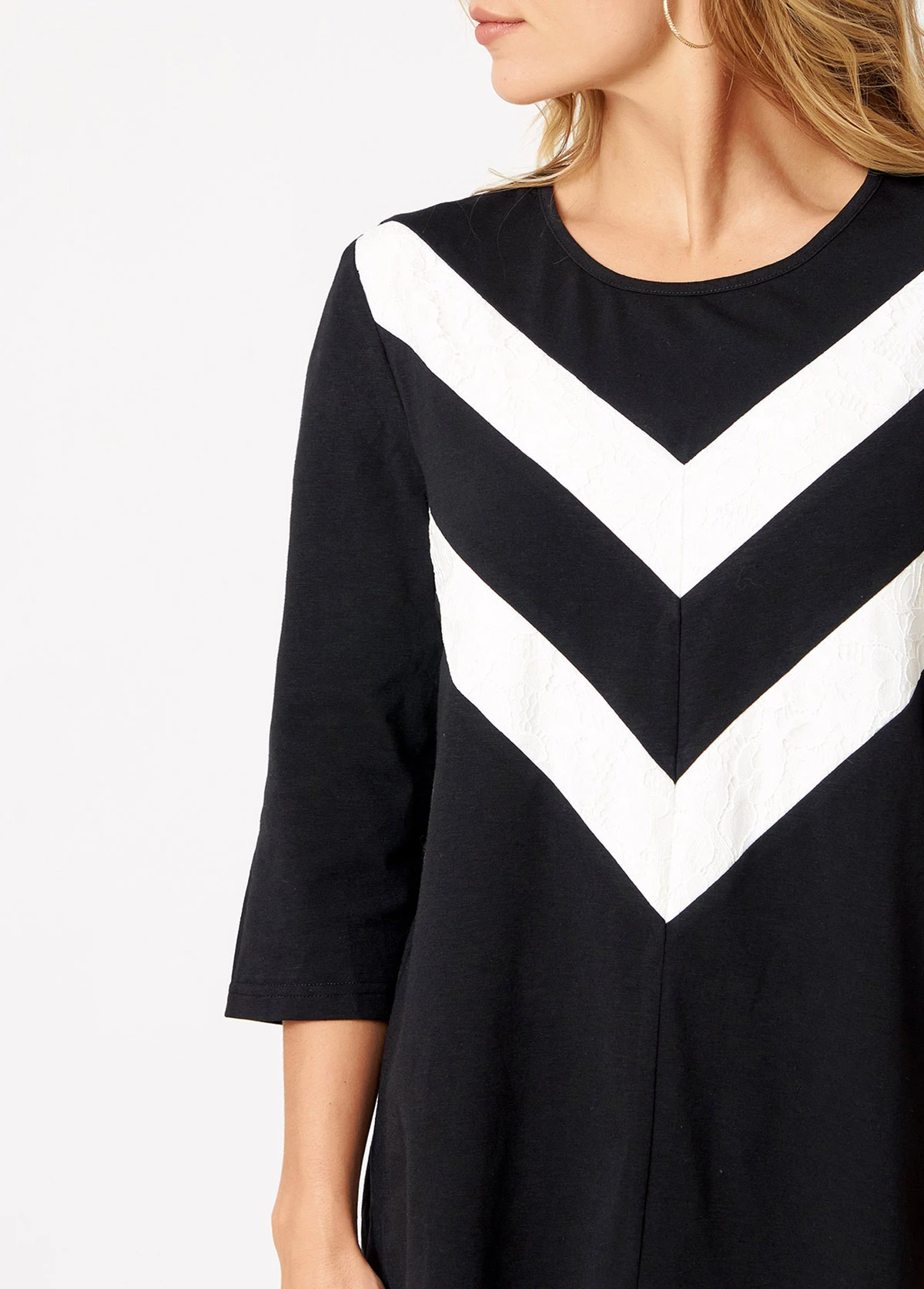 Chevron Print 3/4 Sleeve Round Neck T Shirt 5 Chevron Print 3/4 Sleeve Round Neck T Shirt - Image 5