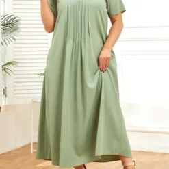 Green Plus Size Pocket Shift Dress